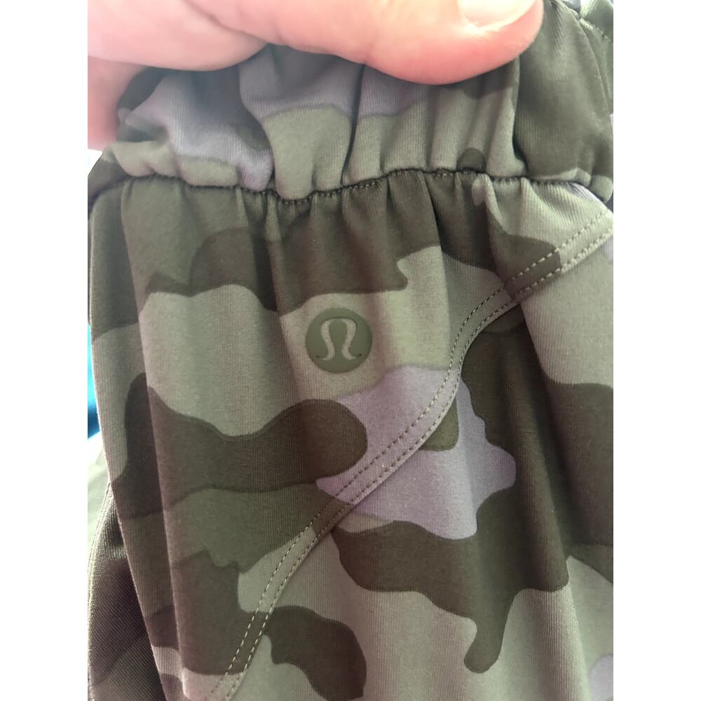 Lululemon Women's Stretch High-Rise Heritage 365 Camo Dusky Lavender Jogger - 8 - Picture 5 of 5